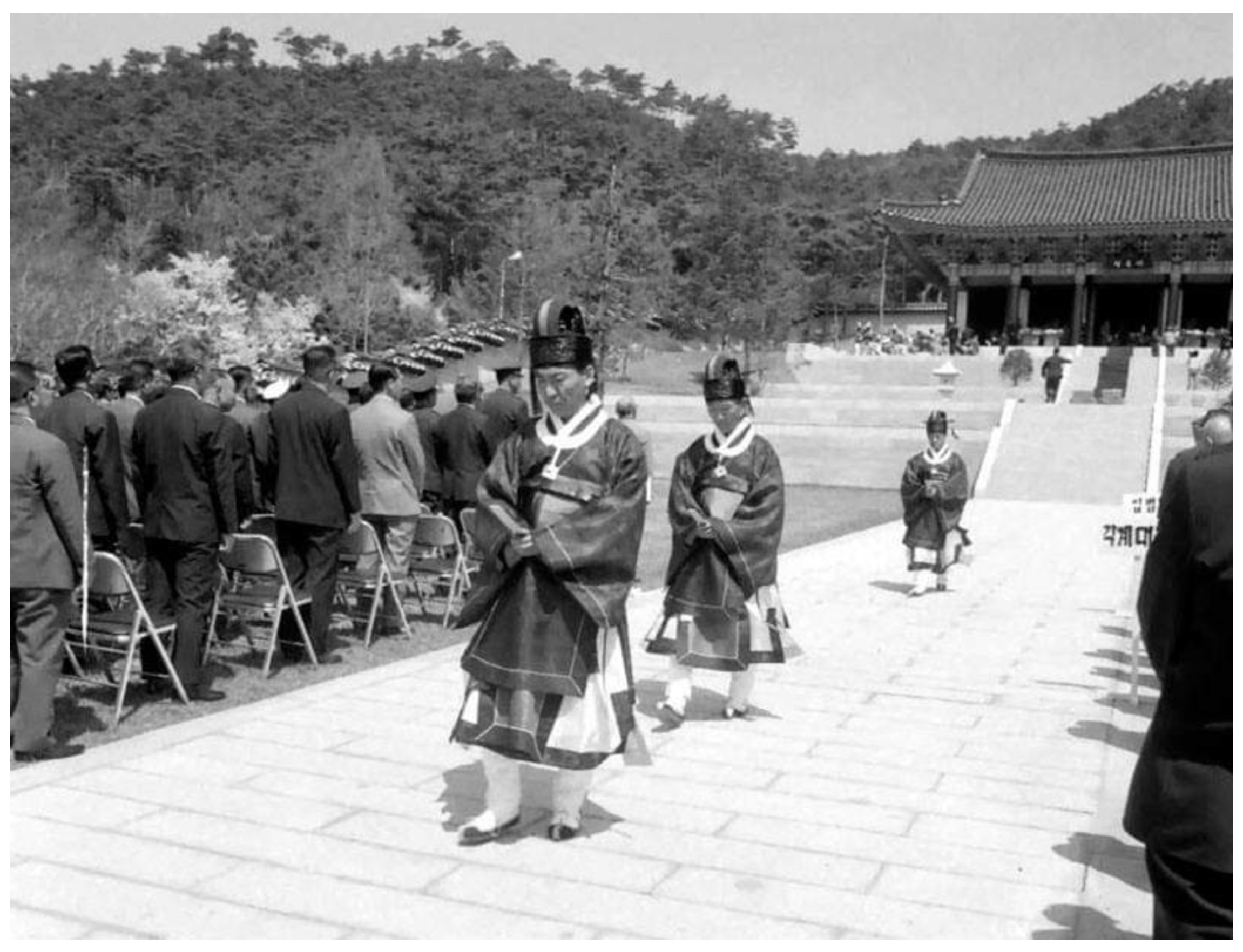 Buildings 12 01799 g017 550