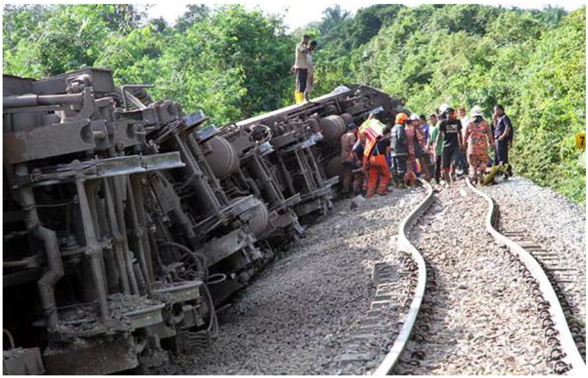 Climate 04 00065 g017