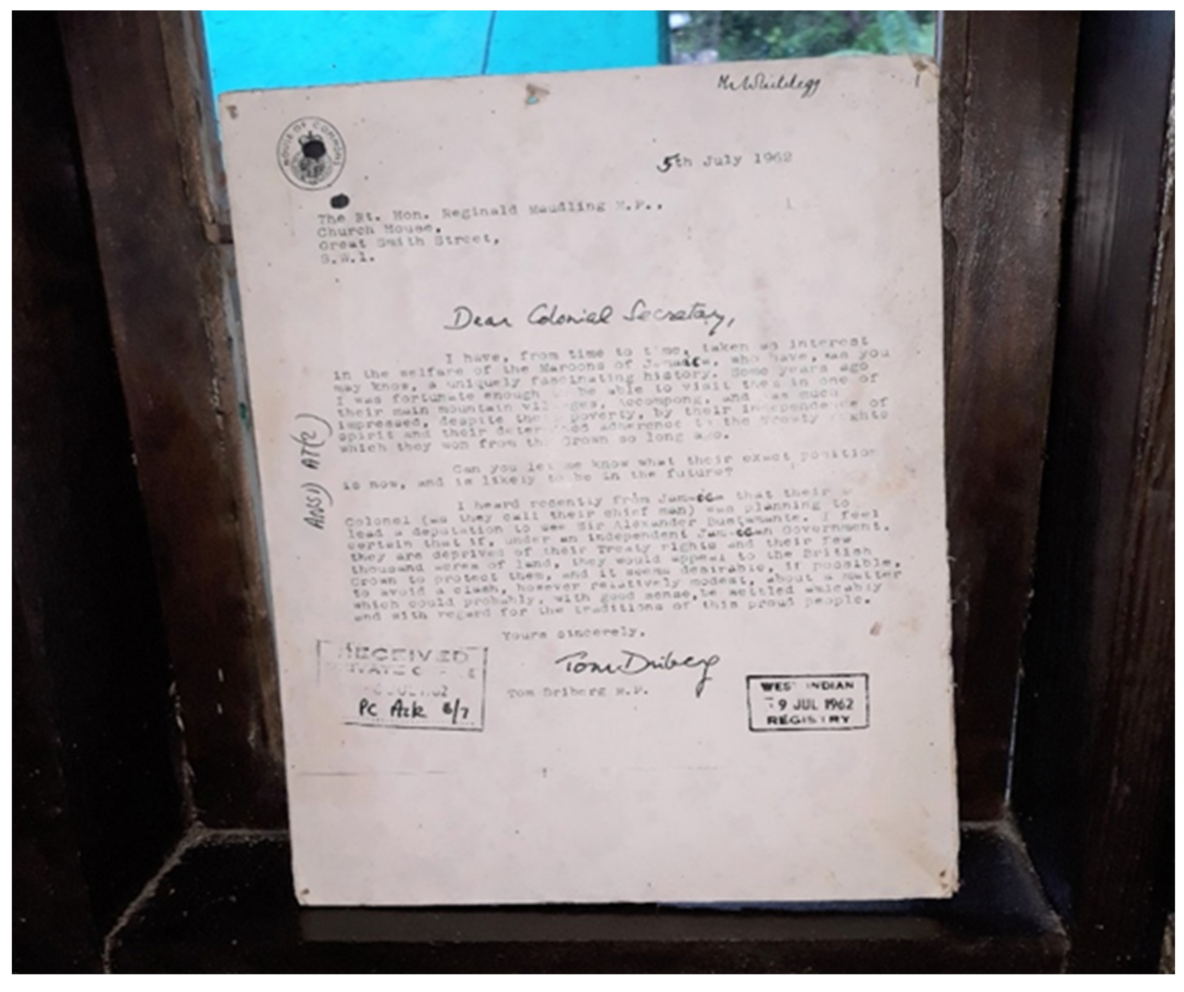 Conservation 04 00021 g001