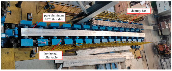 Macro-/Microstructural Features and Temperature Distribution