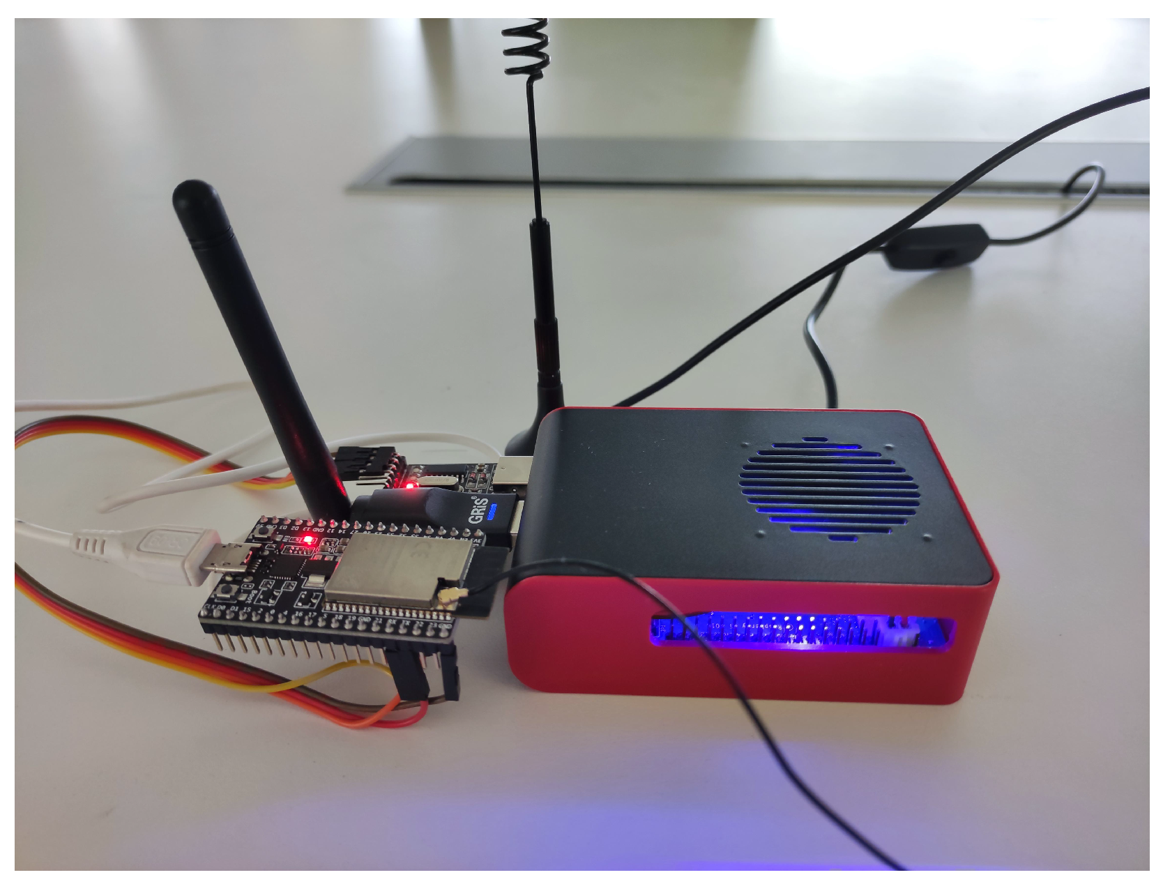 Electronics 12 01882 g0a1 550