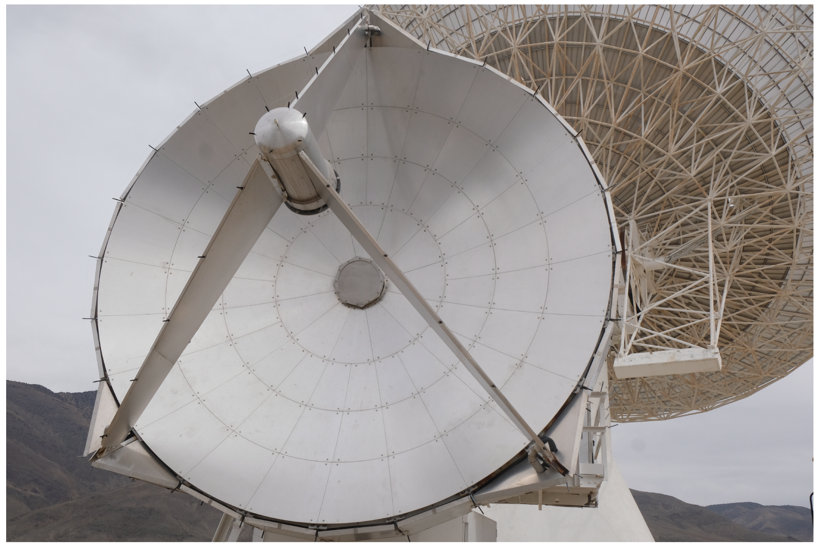 Galaxies 11 00107 g014