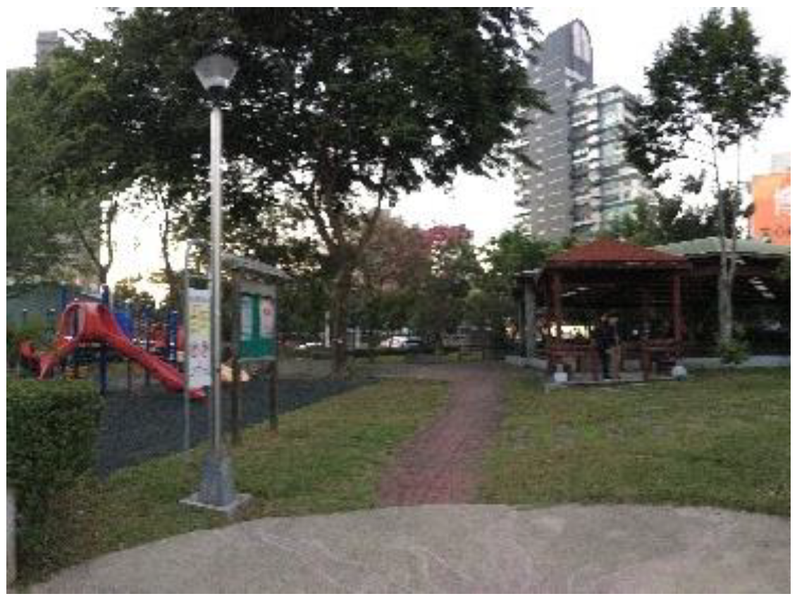 Ijerph 18 11402 i001