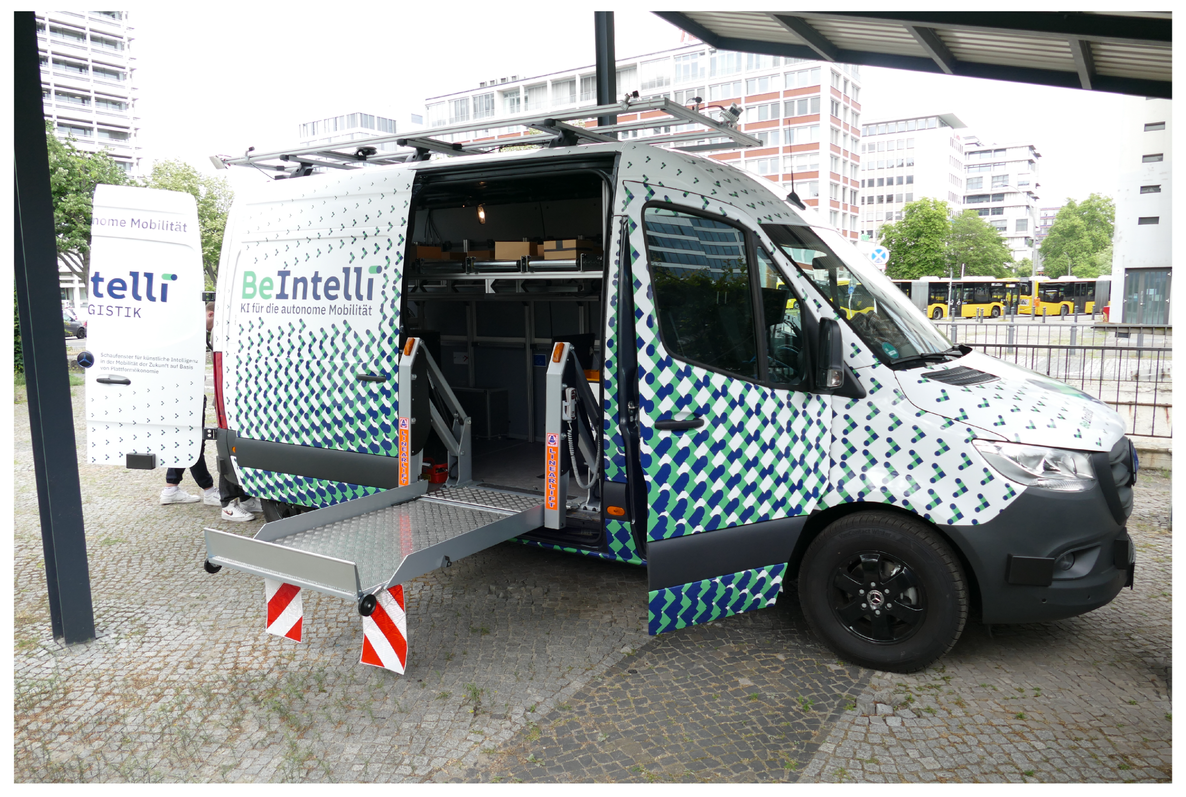 Logistics 09 00010 g001