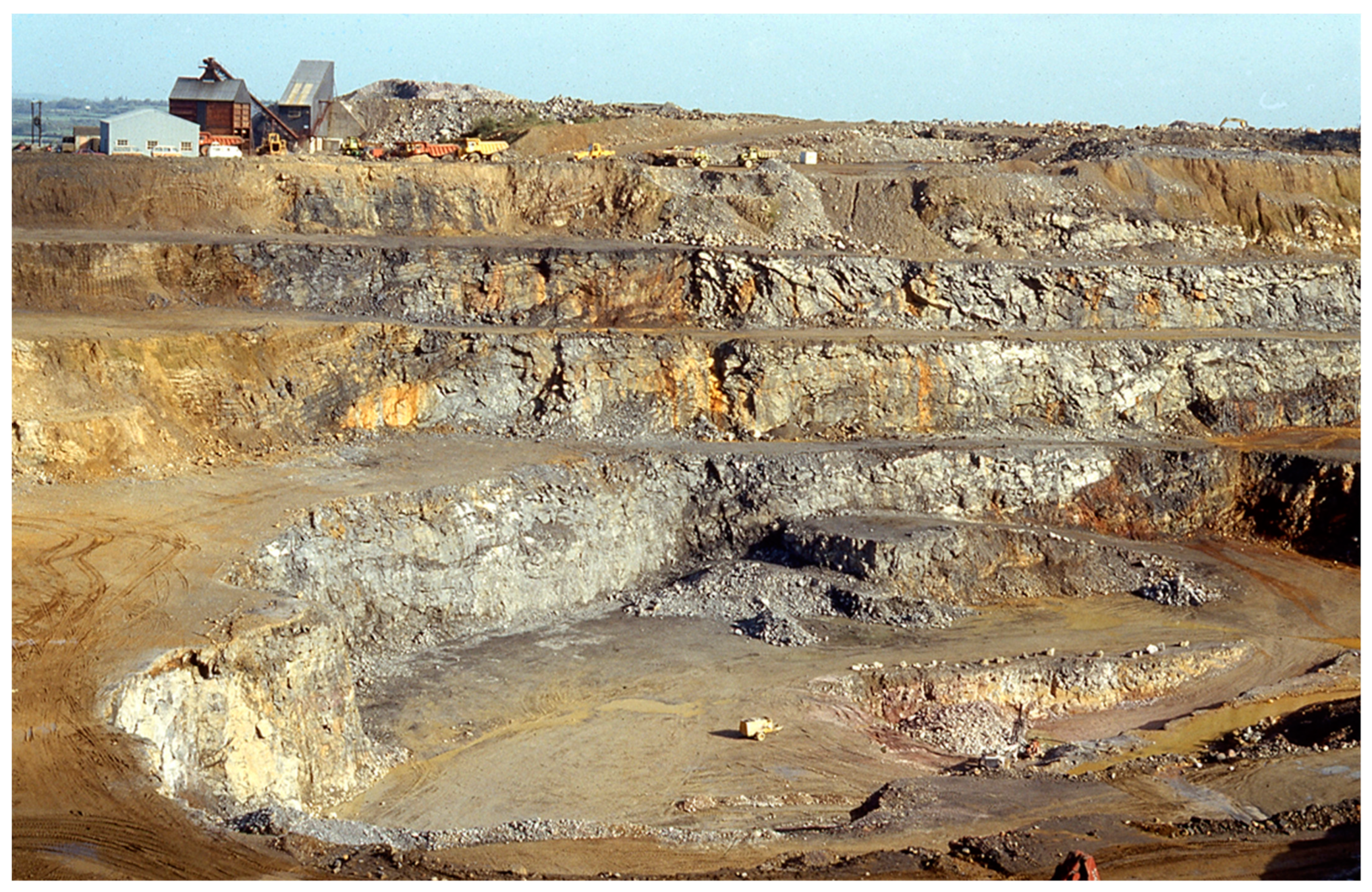 Minerals 14 00498 g002