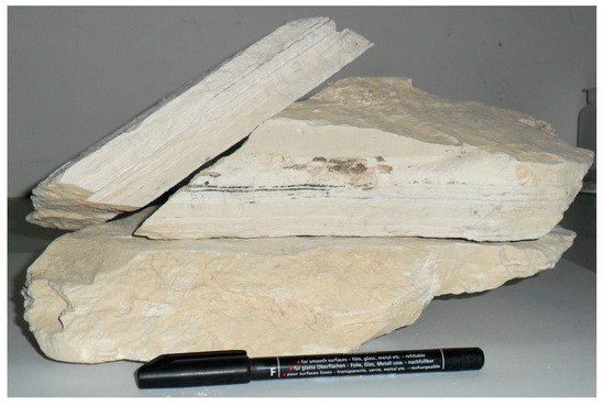 おさむ Synthesis and Characterization of Na-X Zeolite Using a