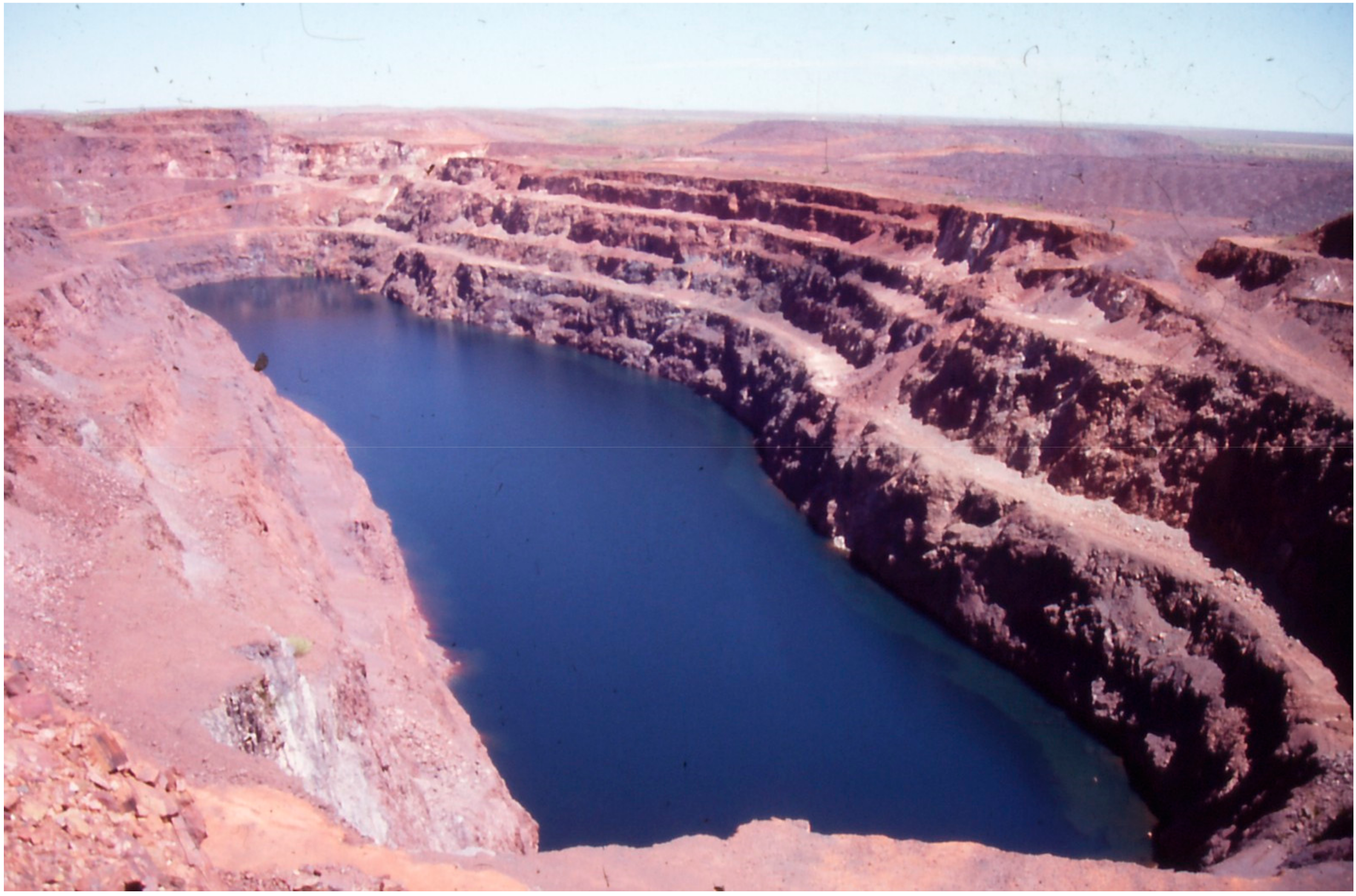 Mining 04 00048 g002 Mining 04 00048 g002