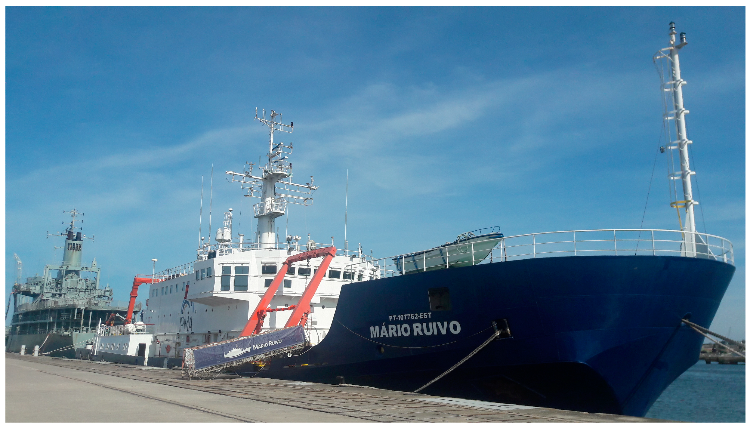 Oceans 05 00008 g001