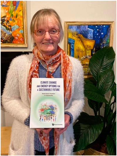 Physics 04 00047 g006 550