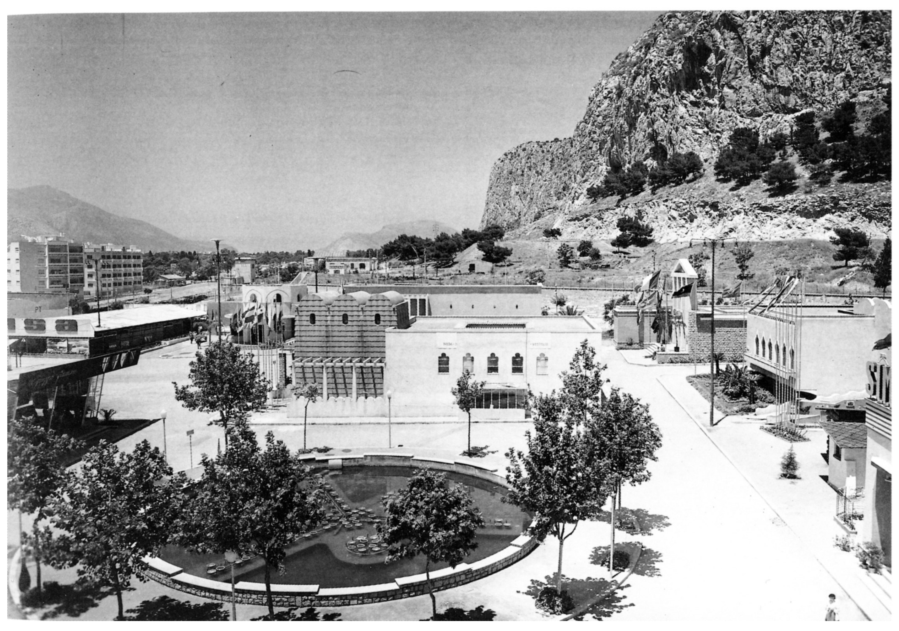 Proceedings 01 00921 g002 550