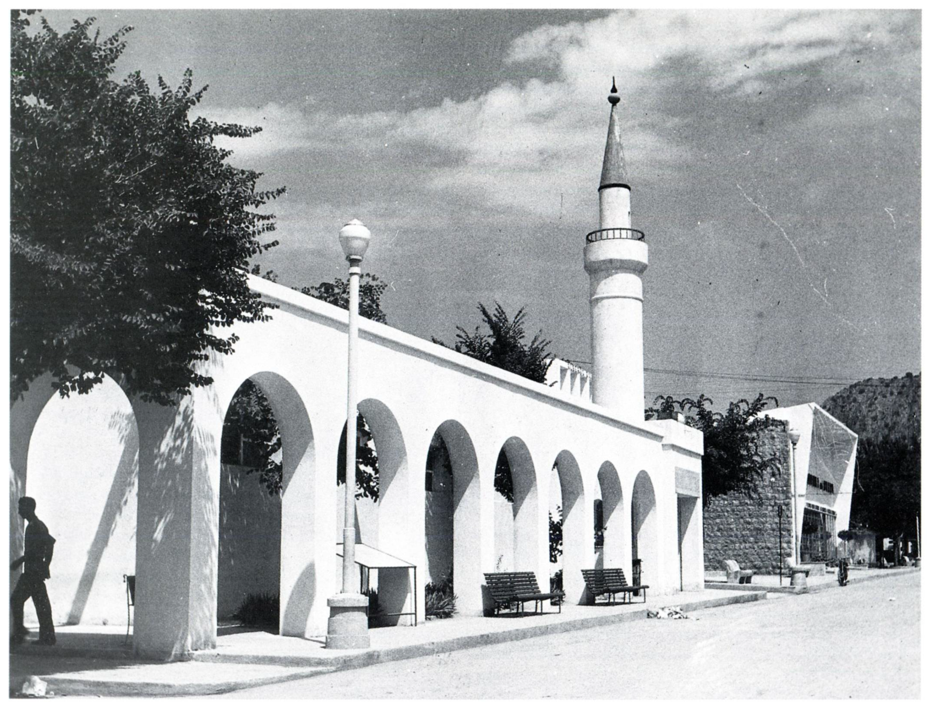 Proceedings 01 00921 g004 550