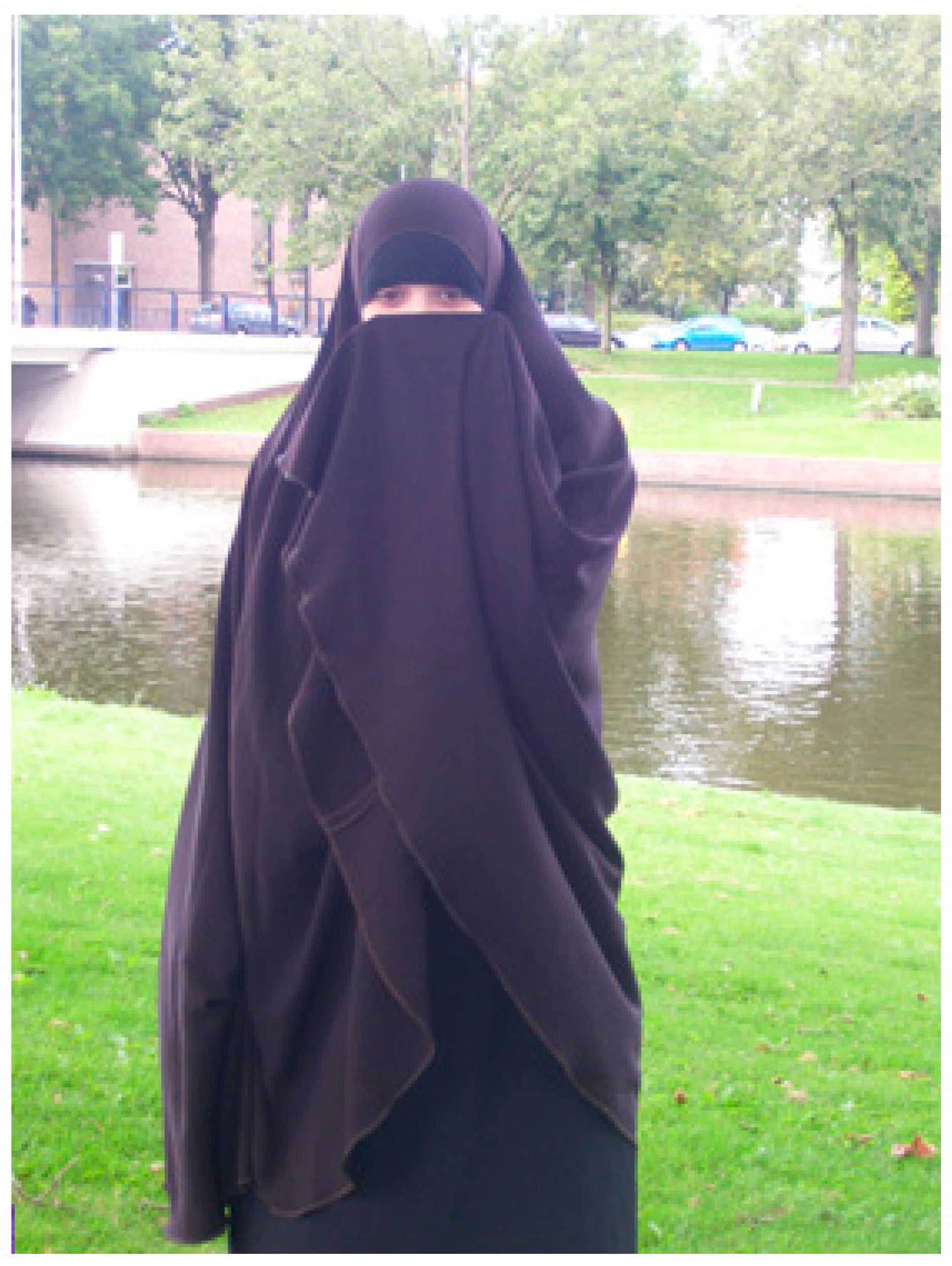 muslim married girl in burqa