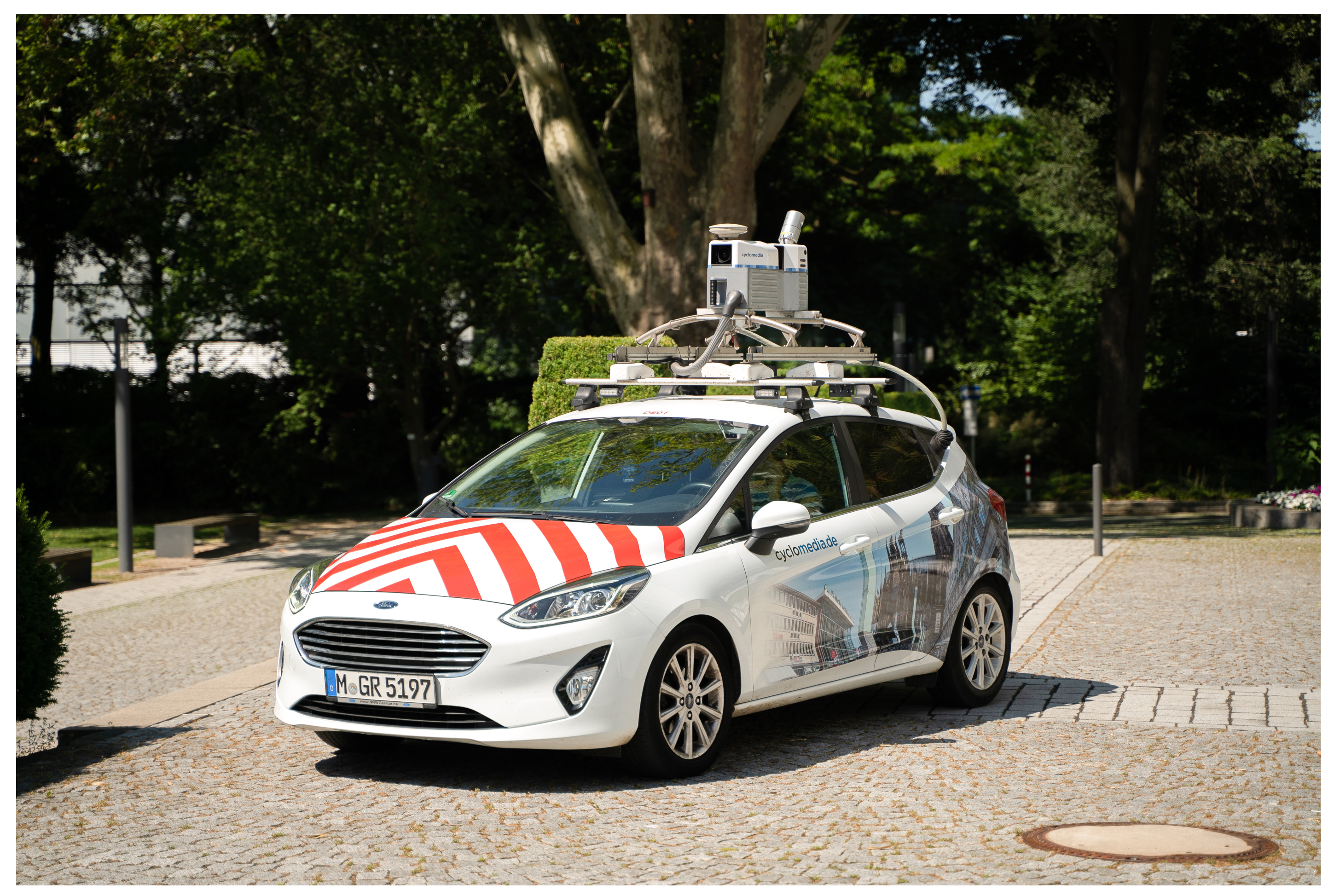 Remotesensing 13 03220 g002 550