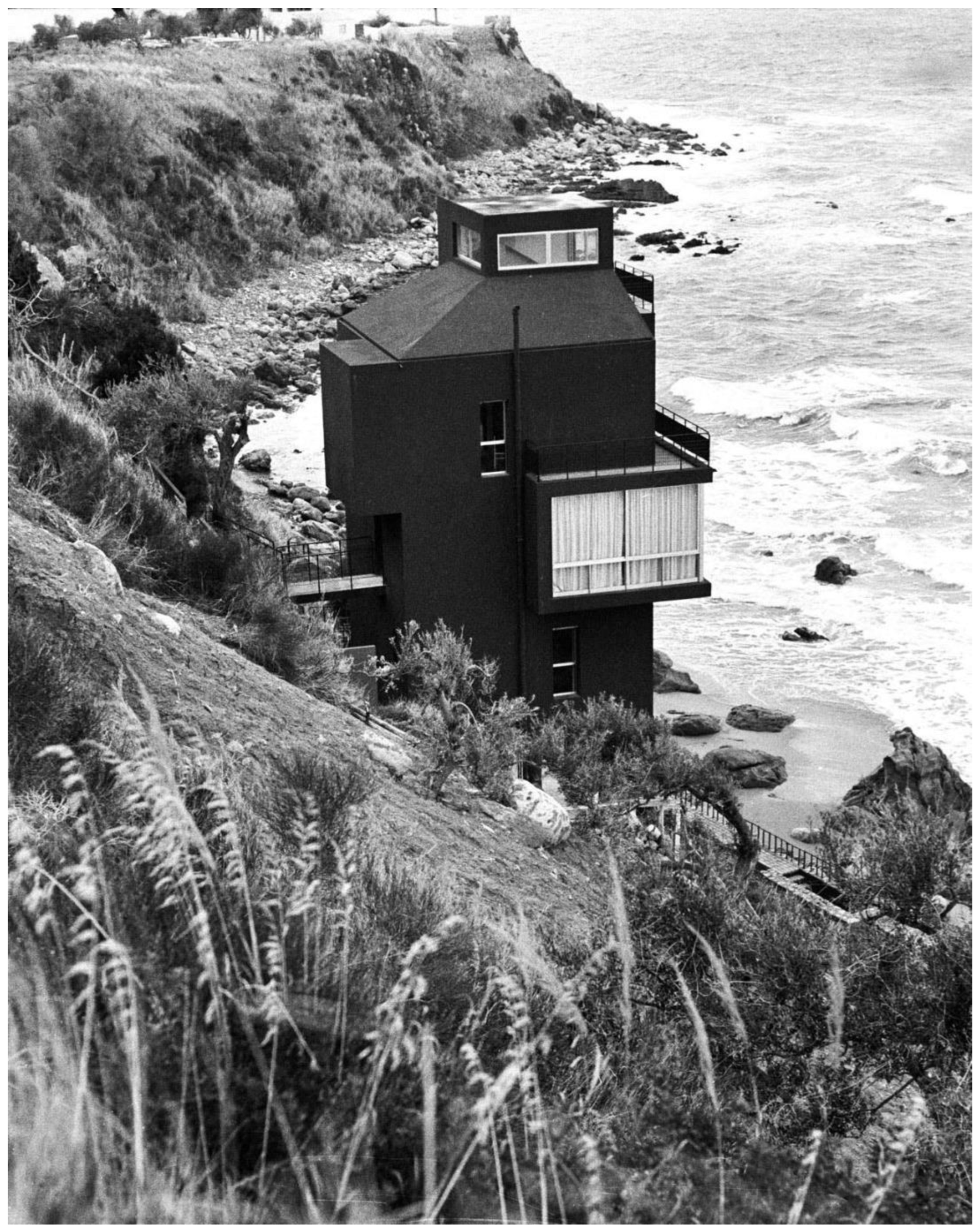 Relevance and Role of Contemporary Architecture Preservation—Assessing and  Evaluating Architectural Heritage as a Contemporary Landscape: A Study Case  in Southern Italy