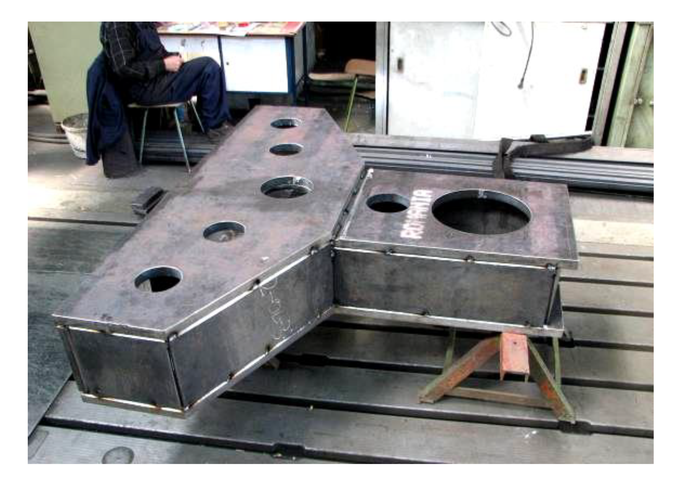 Symmetry 13 02165 g017 550