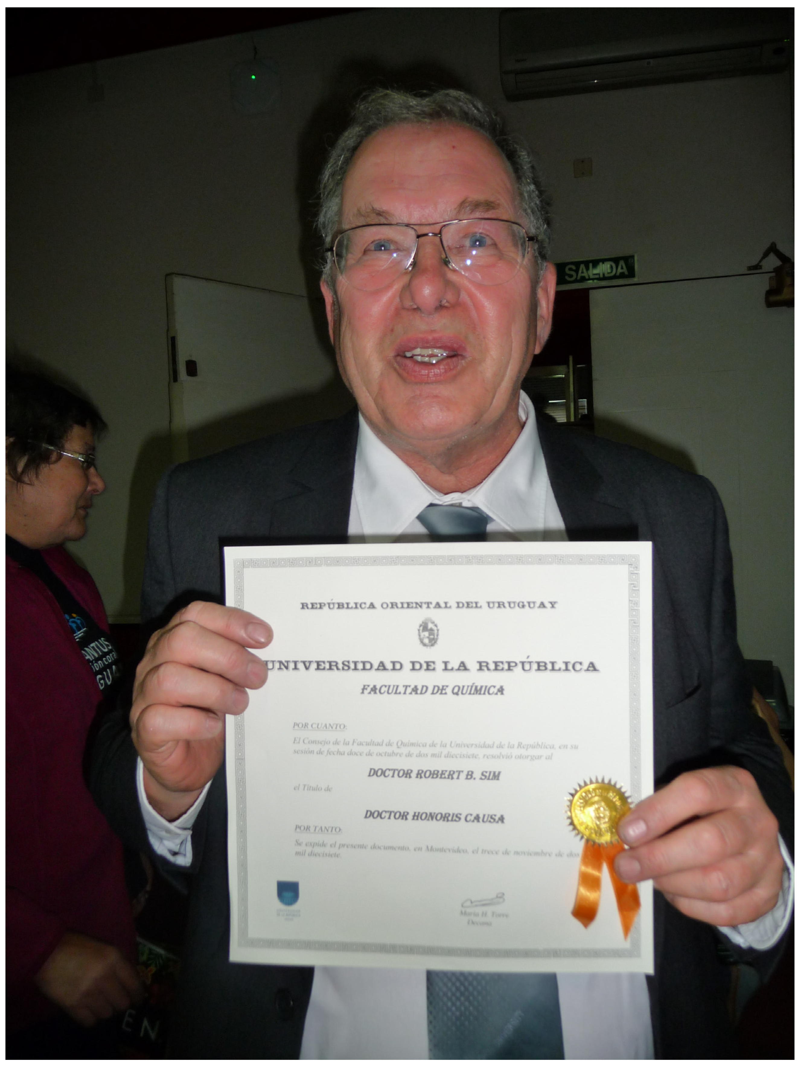 Viruses 13 01068 g003